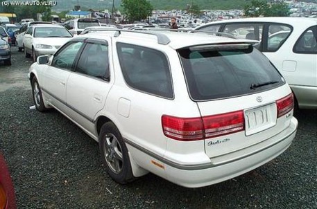 1999 Toyota Mark II Wagon Qualis