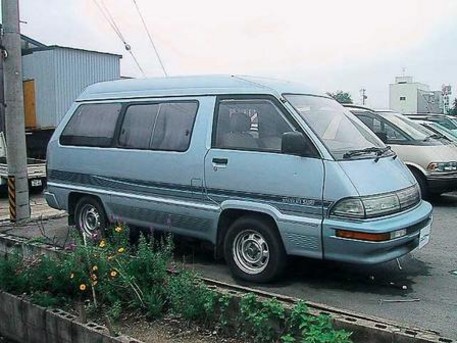 1989 Toyota Master Ace Surf