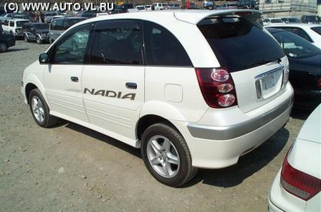 2002 Toyota Nadia