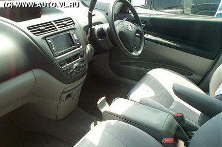 2001 Toyota Opa