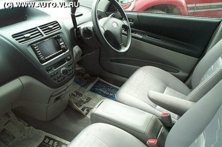 2000 Toyota Opa