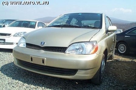 1999 Toyota Platz