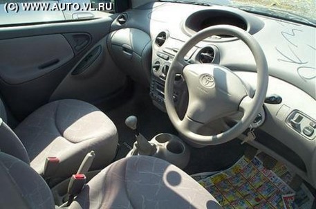 2000 Toyota Platz