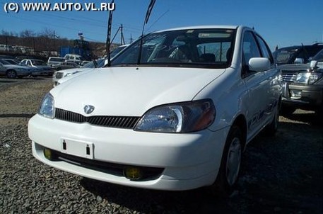 2000 Toyota Platz