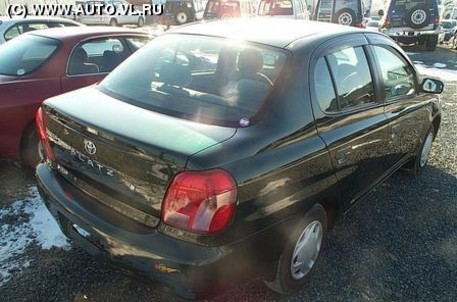 1999 Toyota Platz