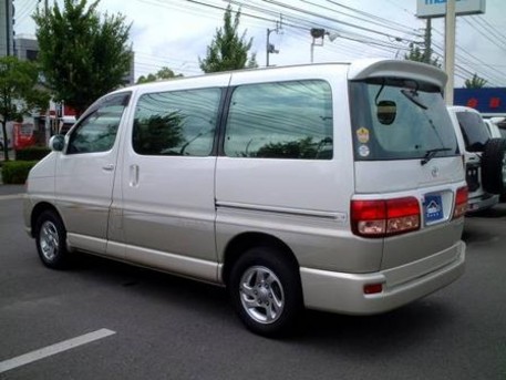 1999 Toyota Regius