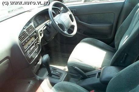 1995 Toyota Scepter