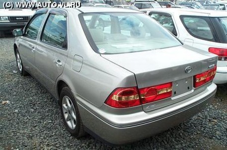 2000 Toyota Vista