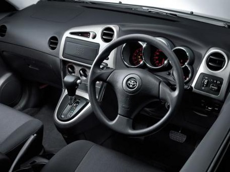 2002 Toyota Voltz