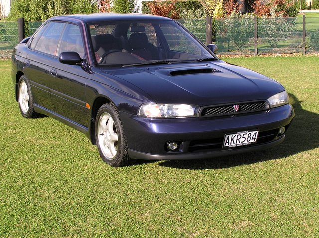 1994 RS Legacy / 1994 Subaru Legacy Review